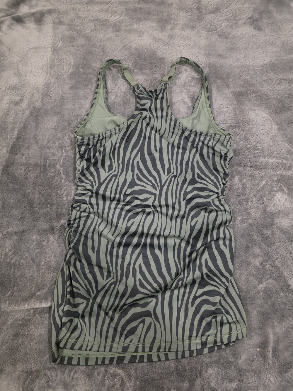 Ruby Ribbon Sport Tank Size 36 - Picture 3 of 6